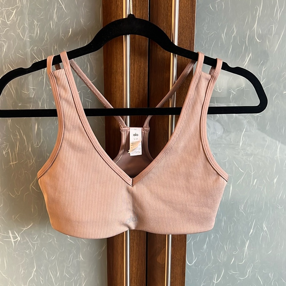 Alo sports bra
